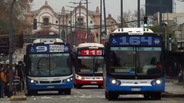 6591c2f05a2a0_360_202!