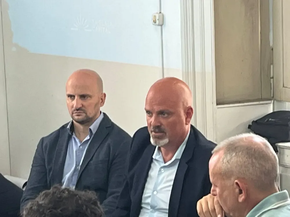 4 PRINCIPAL