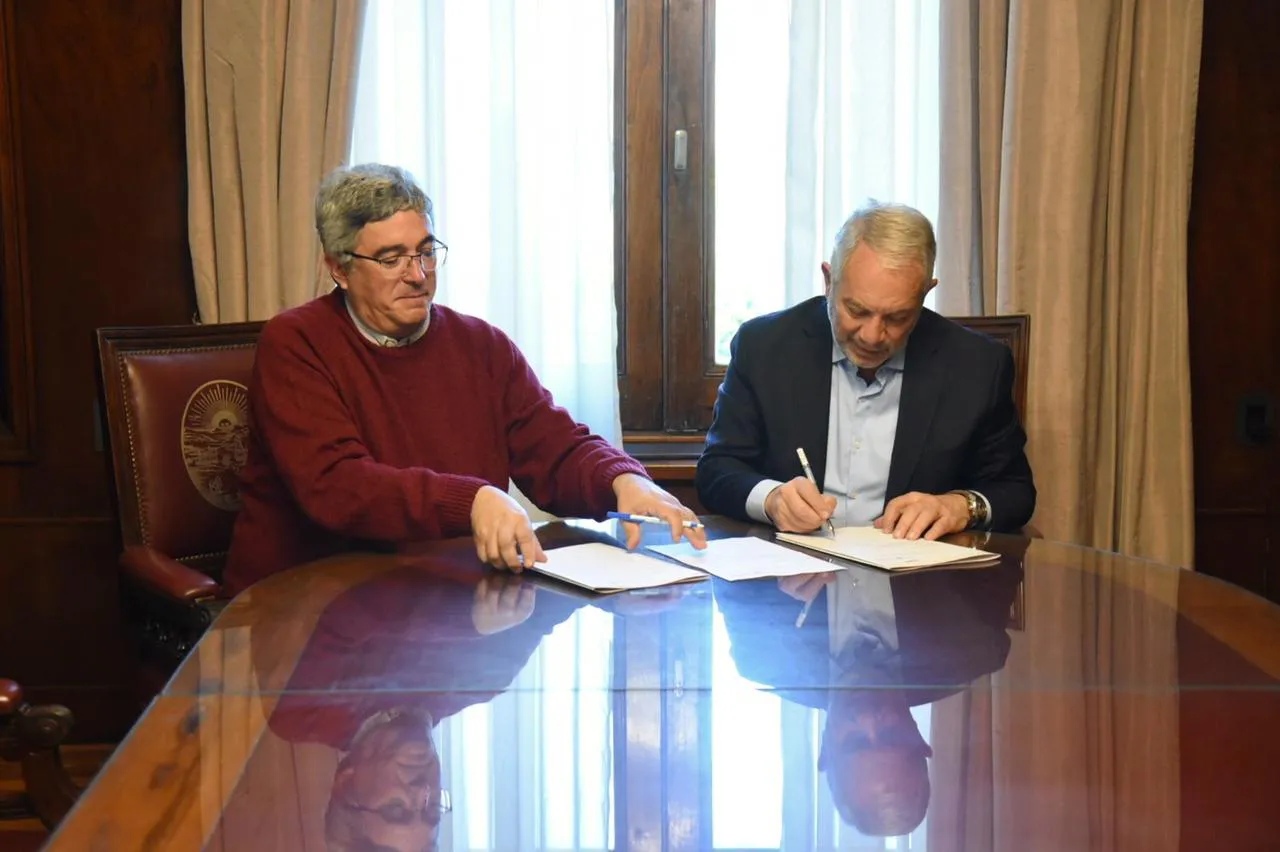 08941000-53c4-4e18-aa4f-52fb3e79966b