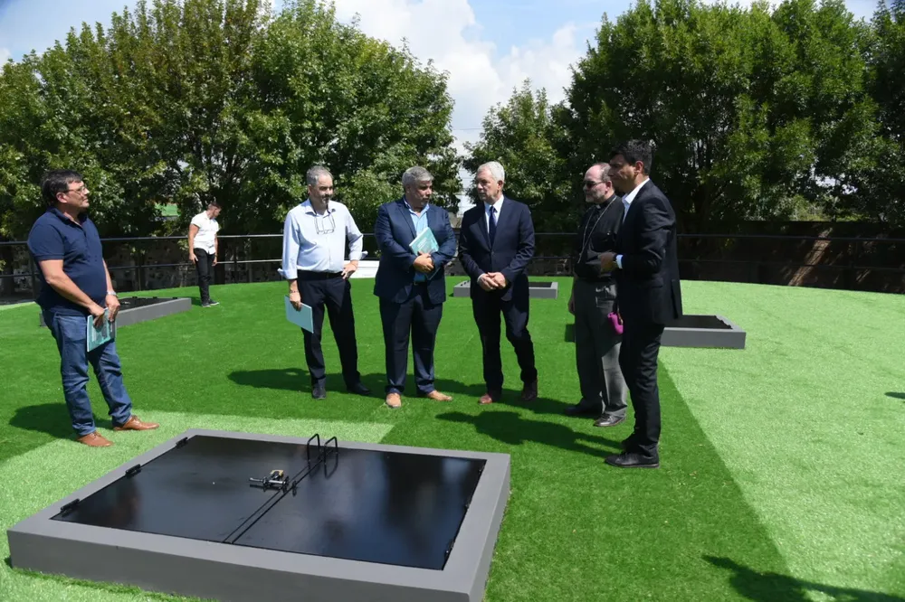 8252bc69-59e4-4204-bf85-9e4f393f471b