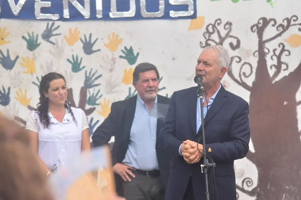 b5703a1a-5a2c-49d8-91f3-f642b3c89d04