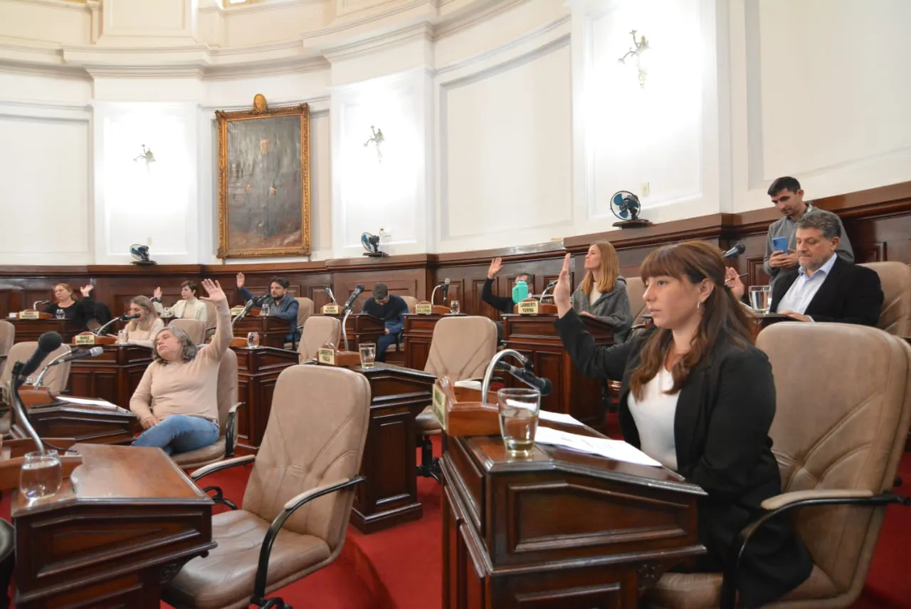 multimedia.normal.b2b8f069f3a3bde1.MyBQUklOQ0lQQUxfbm9ybWFsLndlYnA=